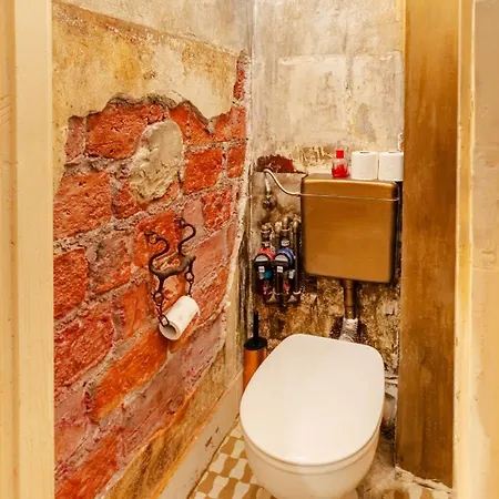 Διαμέρισμα Interesting Design Great Location Free Parking